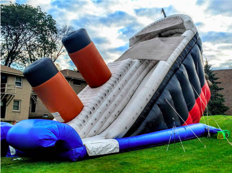 Titanic inflatable slide